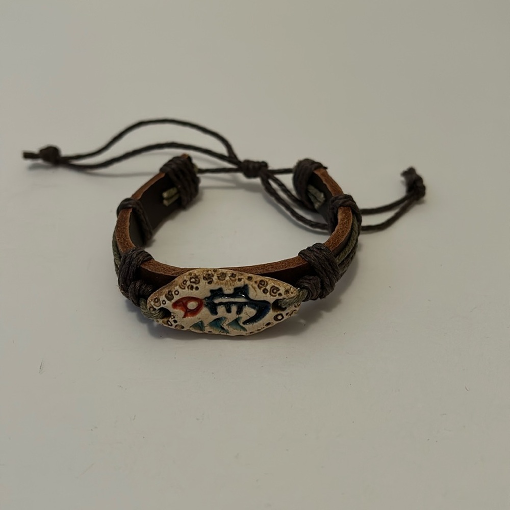 Leathe bracelet